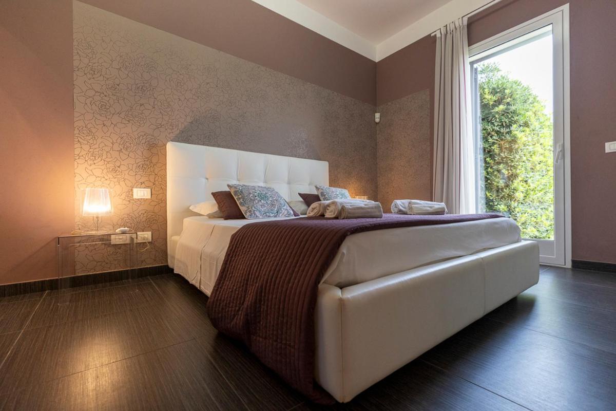 Villa Relax A 200Mt Dal Mare ポッツァッロ エクステリア 写真